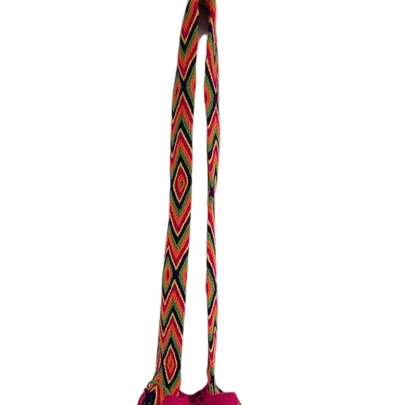 Wayuu Mochila Hand Woven Colombian Crossbody Bag Zigzag Pattern Multicolored - Picture 5 of 6
